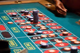 Lightning Roulette meja kasino langsung dengan pengganda acak